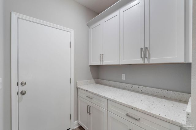 8302 Vickie St, Pensacola, FL 32514