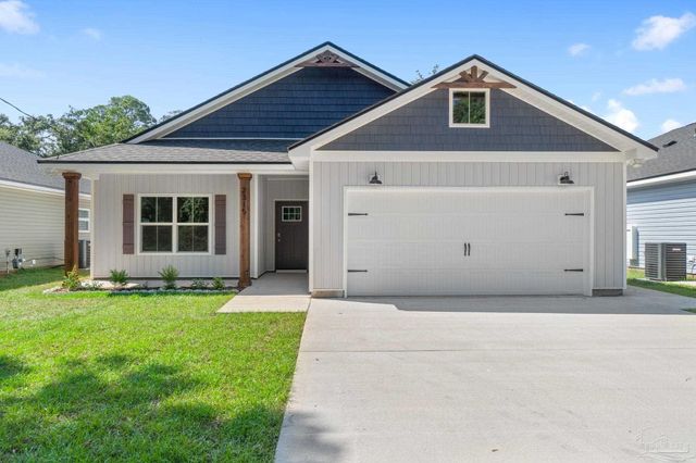 8302 Vickie St, Pensacola, FL 32514
