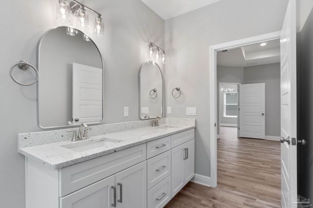 8302 Vickie St, Pensacola, FL 32514