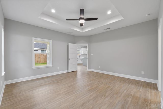 8302 Vickie St, Pensacola, FL 32514