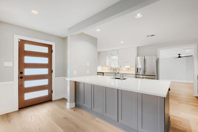 5503 Wellington DR, Austin, TX 78723