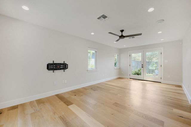 5503 Wellington DR, Austin, TX 78723