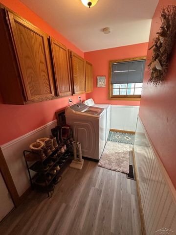 1191 Barbeau Drive, Saginaw, MI 48638