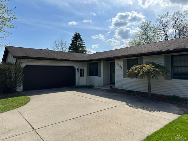 1191 Barbeau Drive, Saginaw, MI 48638