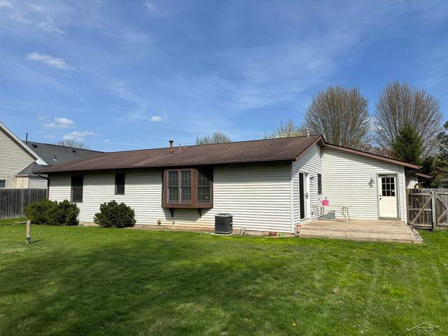 1191 Barbeau Drive, Saginaw, MI 48638