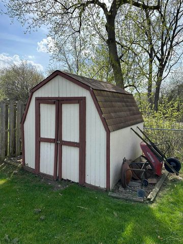 1191 Barbeau Drive, Saginaw, MI 48638