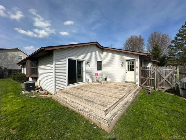 1191 Barbeau Drive, Saginaw, MI 48638