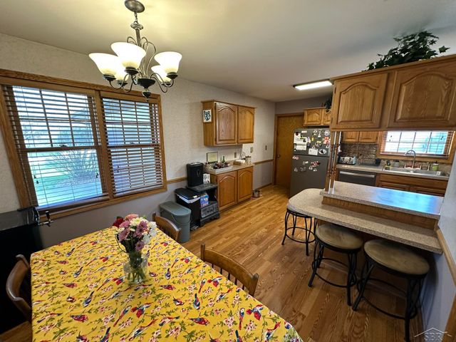 1191 Barbeau Drive, Saginaw, MI 48638