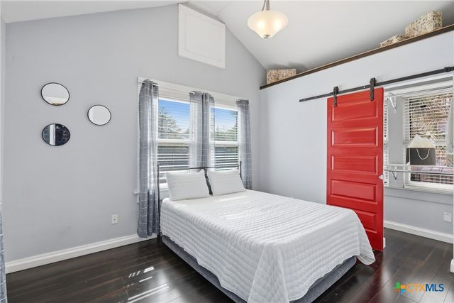 135 Adams Street 4, San Antonio, TX 78210