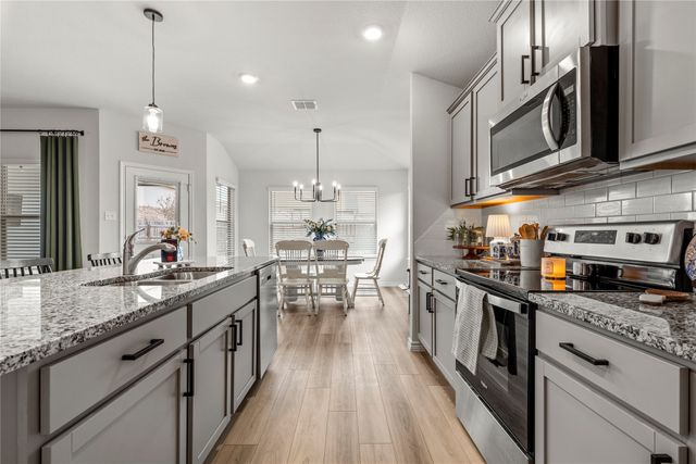 5717 Berkley Heights Drive, Waco, TX 76708