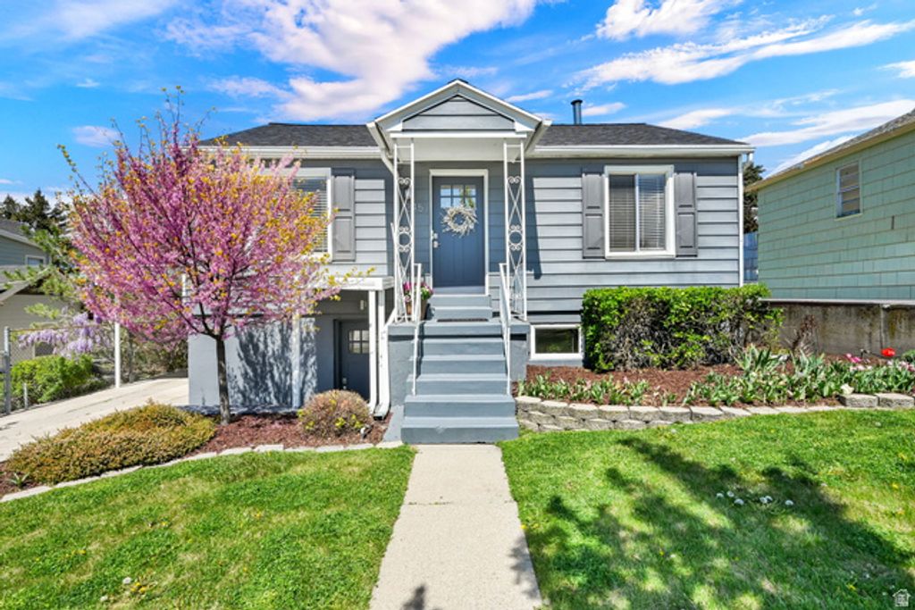 Image 1 of property listing at 1245 E KENSINGTON AVE, Salt Lake City, UT 84105