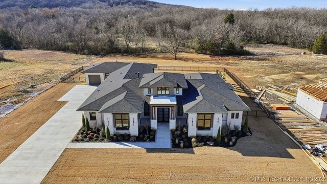 15240 S 27th East Avenue, Bixby, OK 74008