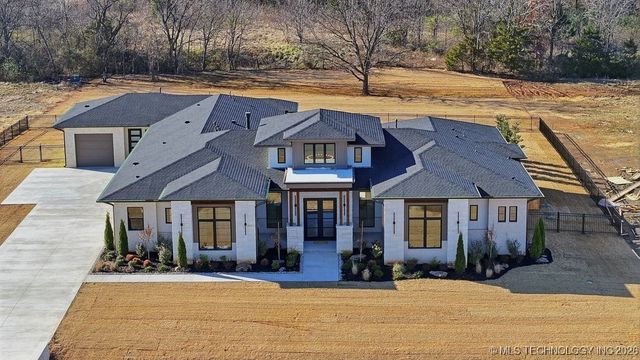 15240 S 27th East Avenue, Bixby, OK 74008