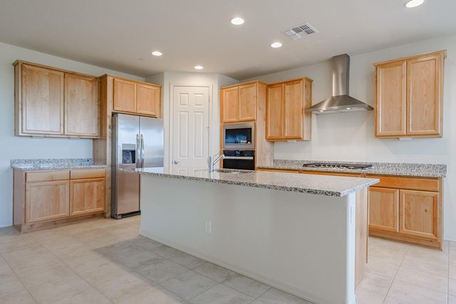 13715 W Calle De Baca, Peoria, AZ 85383