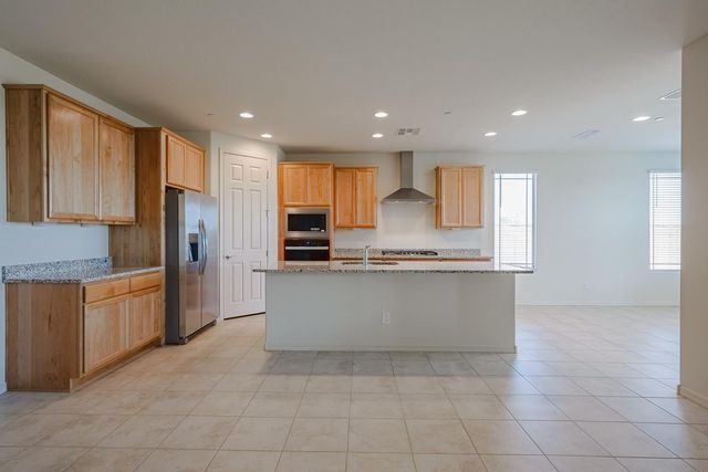 13715 W Calle De Baca, Peoria, AZ 85383