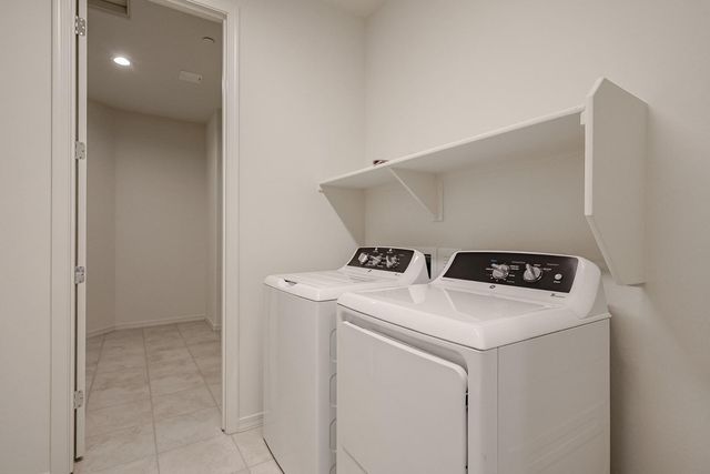 13715 W Calle De Baca, Peoria, AZ 85383