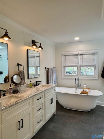 771 Cornelia Drive SE, Huntsville, AL 35802