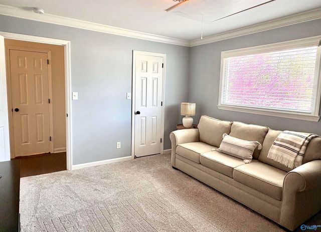 771 Cornelia Drive SE, Huntsville, AL 35802