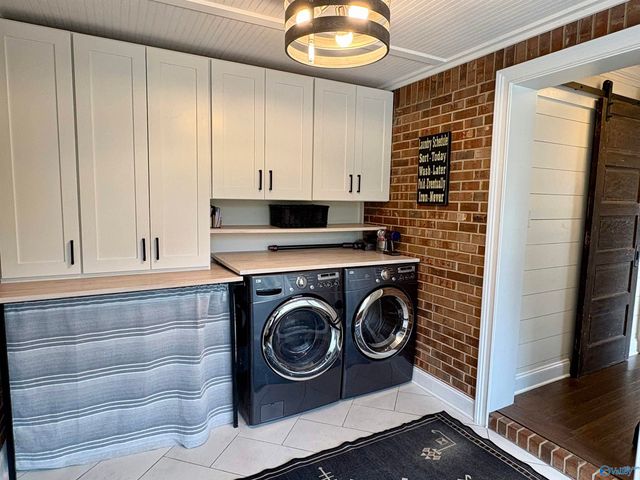 771 Cornelia Drive SE, Huntsville, AL 35802