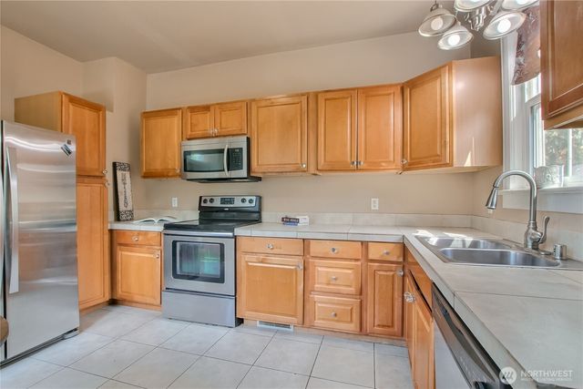 916 23rd Avenue S, Seattle, WA 98144