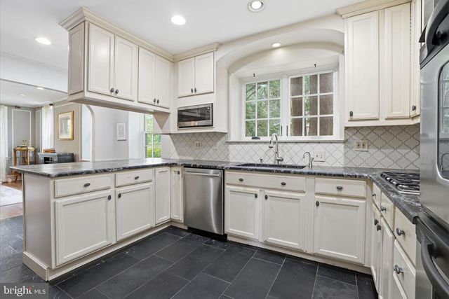419 CHAPEL RD, Elkins Park, PA 19027