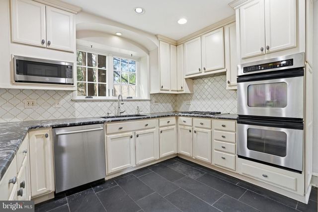 419 CHAPEL RD, Elkins Park, PA 19027