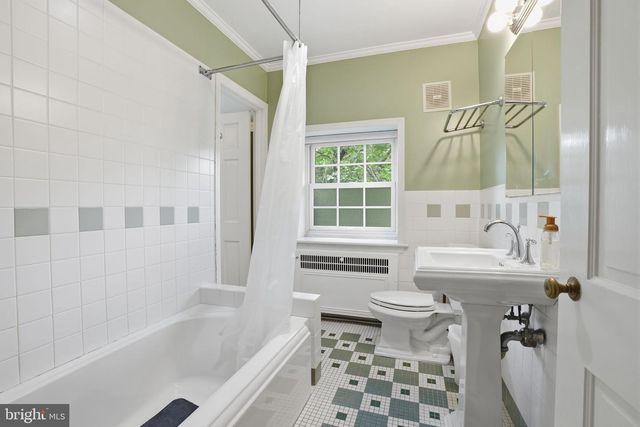 419 CHAPEL RD, Elkins Park, PA 19027