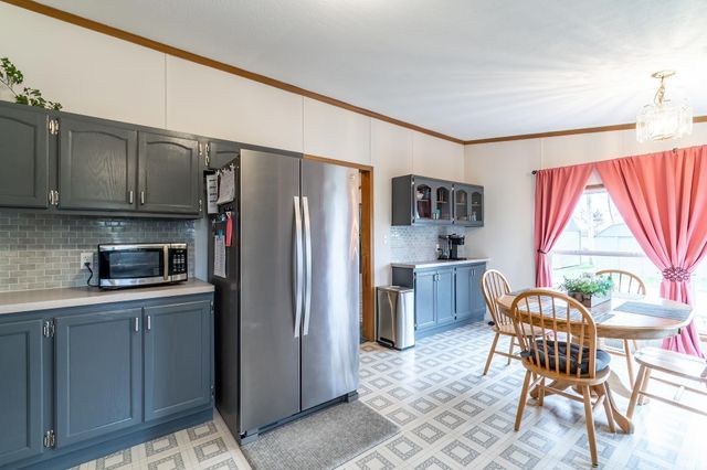 15720 Roth Road, Grabill, IN 46741