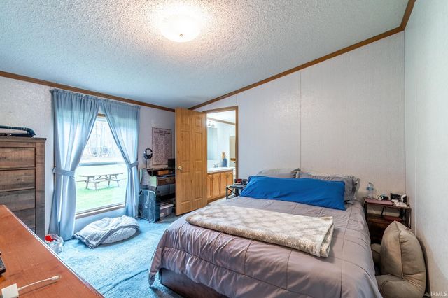 15720 Roth Road, Grabill, IN 46741