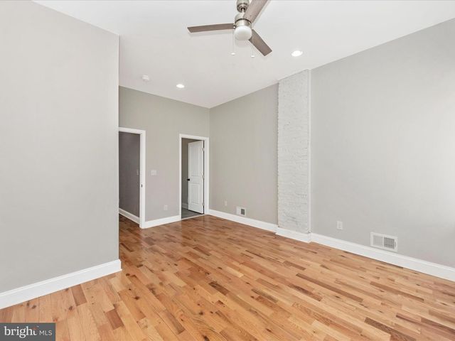 1821 N BOND ST, Baltimore, MD 21213