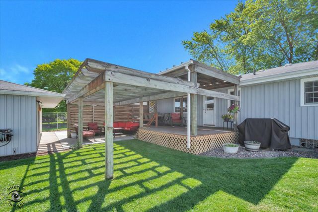 934 Windsor Lane, Dyer, IN 46311