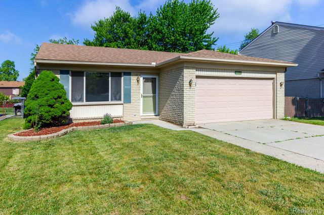 32016 Belcrest Road, Brownstown Charter Township, MI 48173