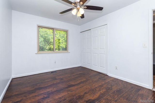 32016 Belcrest Road, Brownstown Charter Township, MI 48173