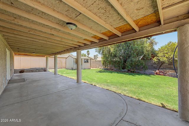 8659 W EARLL Drive W, Phoenix, AZ 85037