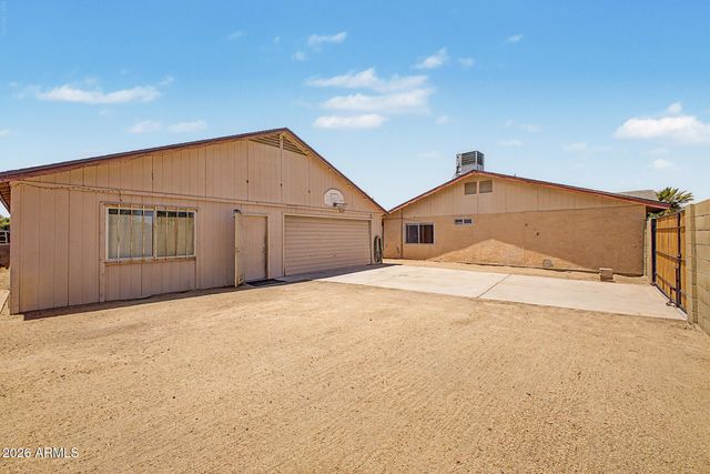 8659 W EARLL Drive W, Phoenix, AZ 85037