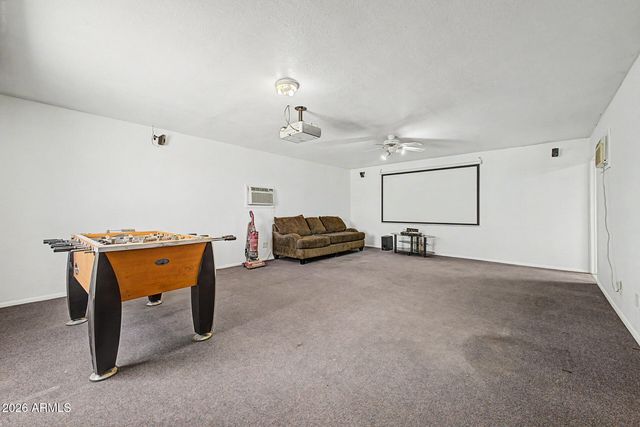 8659 W EARLL Drive W, Phoenix, AZ 85037