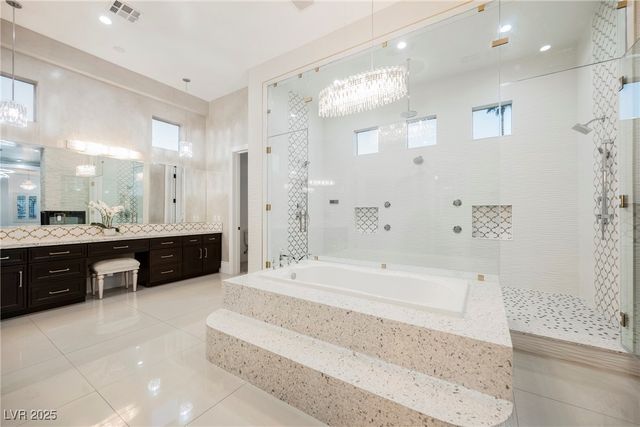 1721 South Tioga Way, Las Vegas, NV 89117