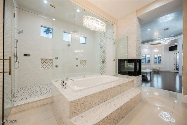 1721 South Tioga Way, Las Vegas, NV 89117