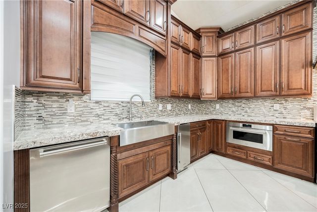 1721 South Tioga Way, Las Vegas, NV 89117