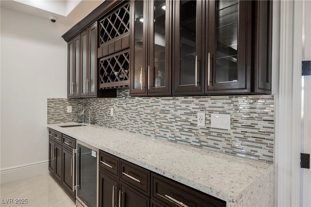 1721 South Tioga Way, Las Vegas, NV 89117