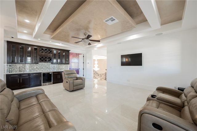 1721 South Tioga Way, Las Vegas, NV 89117