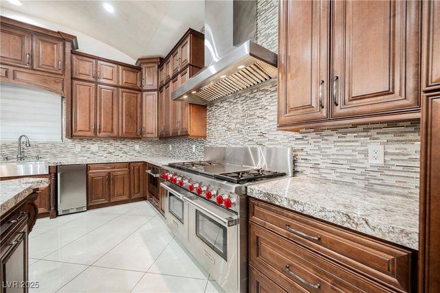 1721 South Tioga Way, Las Vegas, NV 89117