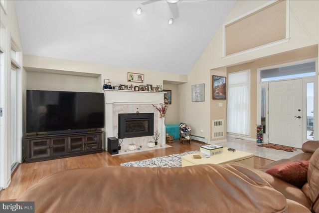 605 VISTA CT, Waynesboro, PA 17268