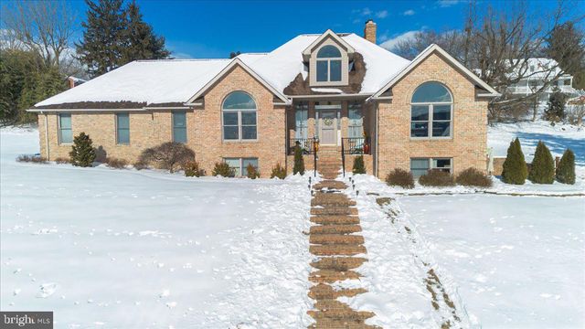 605 VISTA CT, Waynesboro, PA 17268