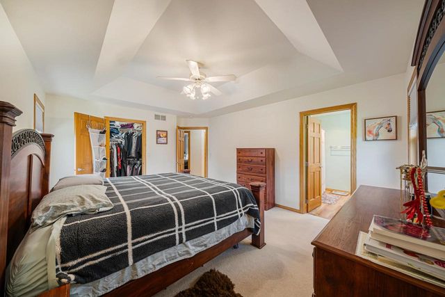 5332 W PLEASANT WAY, Appleton, WI 54913