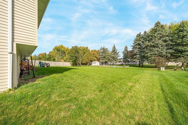 5332 W PLEASANT WAY, Appleton, WI 54913