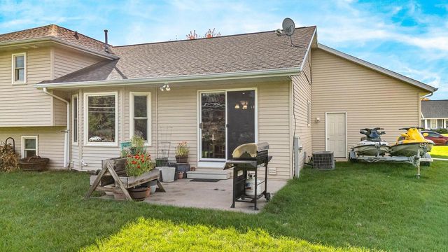 5332 W PLEASANT WAY, Appleton, WI 54913