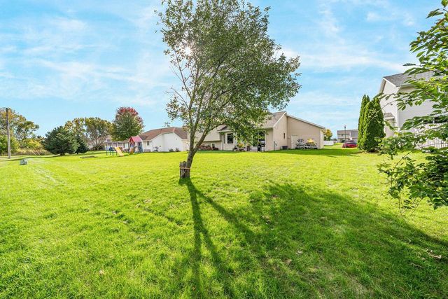 5332 W PLEASANT WAY, Appleton, WI 54913