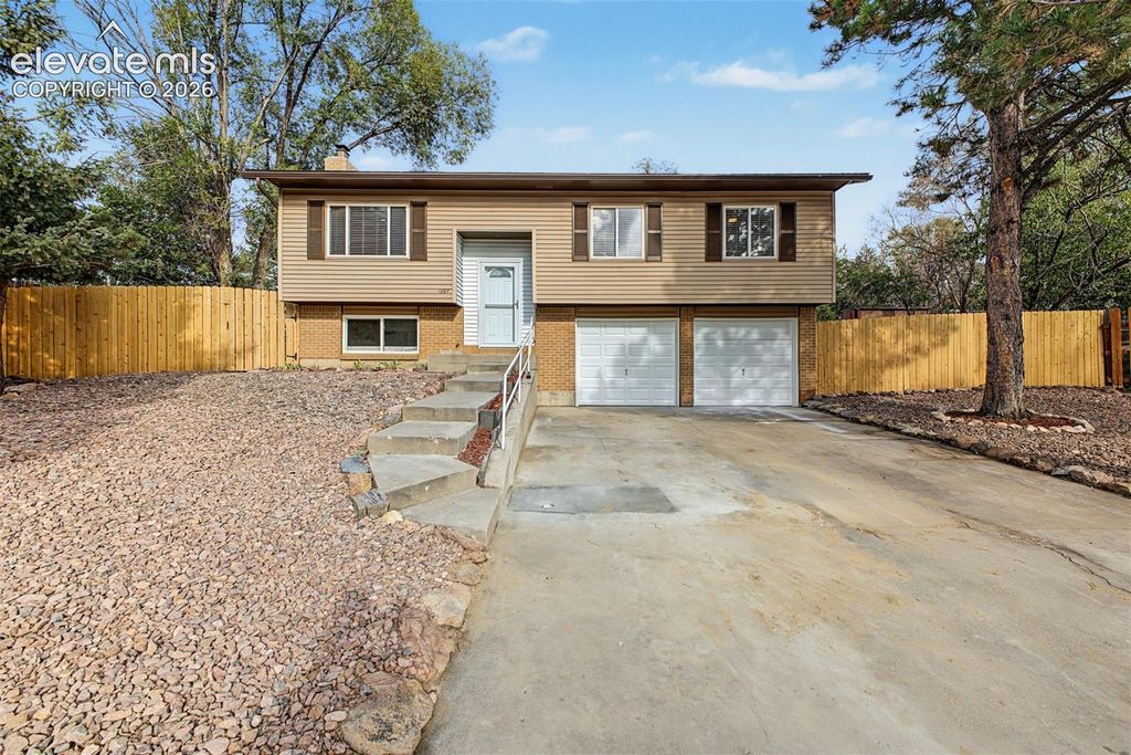 1297 Hathaway Drive, Colorado Springs, CO 80915 — exterior