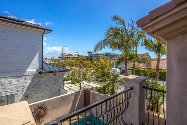 3311 Bounty Circle, Huntington Beach, CA 92649